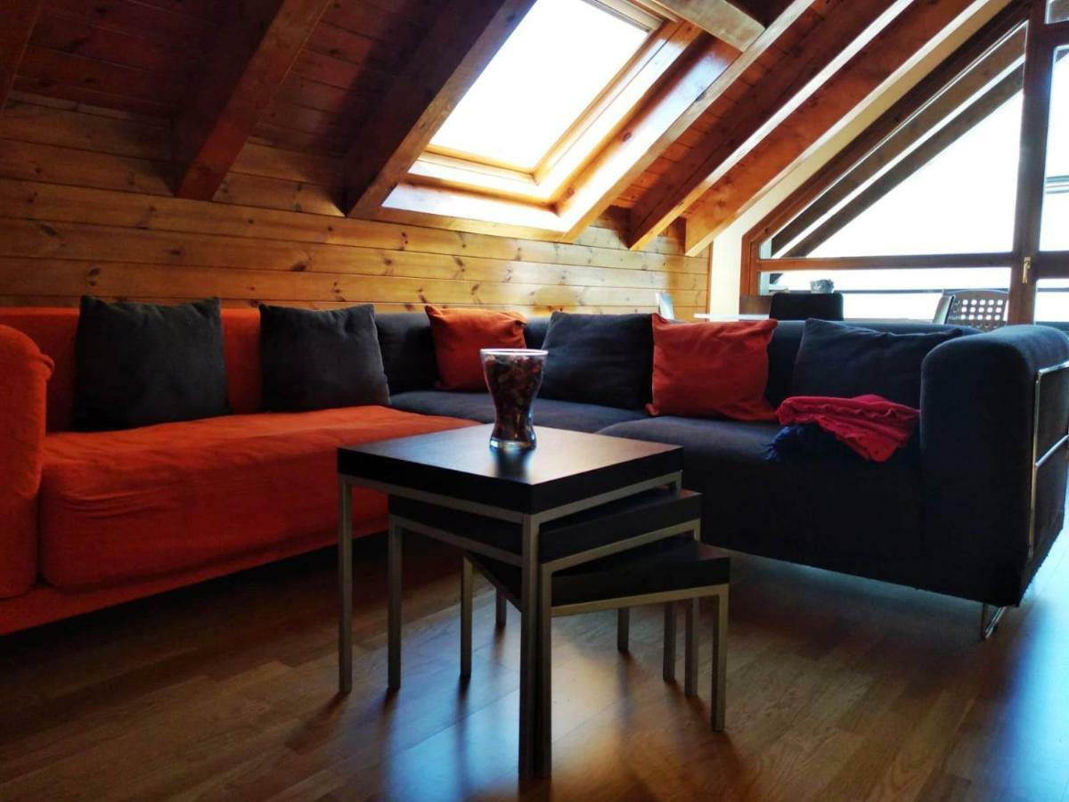 Duplex Familiar En Esterri d'Àneu Buitenkant foto